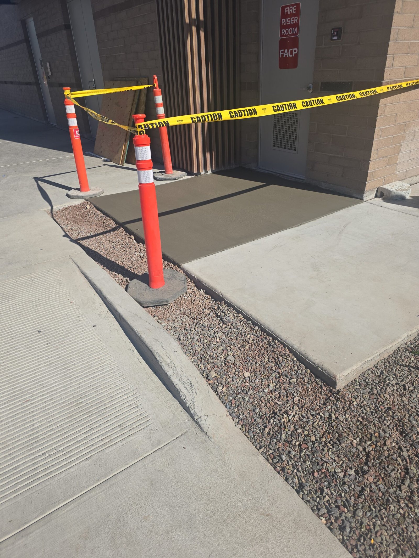 3b1cb4fe-8727-471e-8049-e41d76661ff4